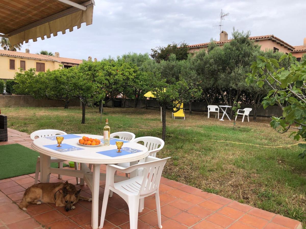Private Apartment With Garden كانّيجوني المظهر الخارجي الصورة