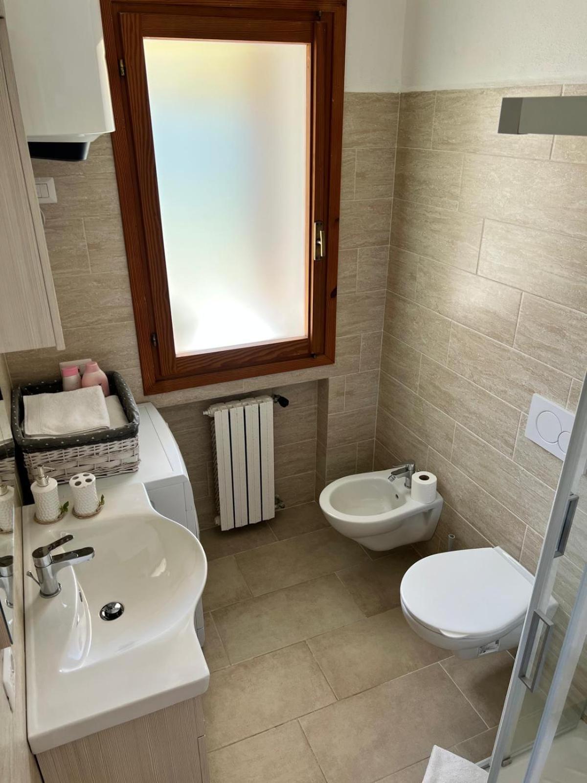 Private Apartment With Garden كانّيجوني المظهر الخارجي الصورة